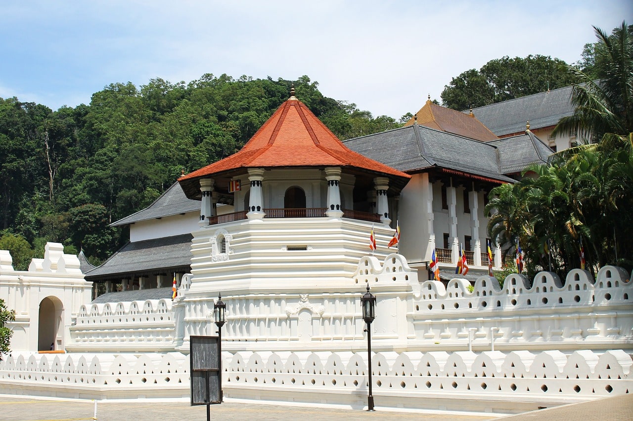Temple of the Sacred Tooth Relic, Kandy
